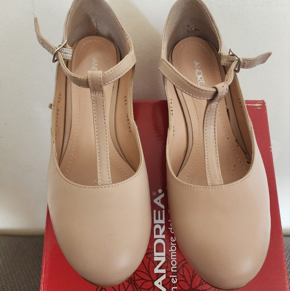 ANDREA FENZI Women's Nude Heels